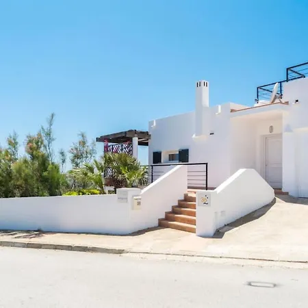Miranda - Large With Views Over The Port Of Mahon * Cala Llonga (Menorca)